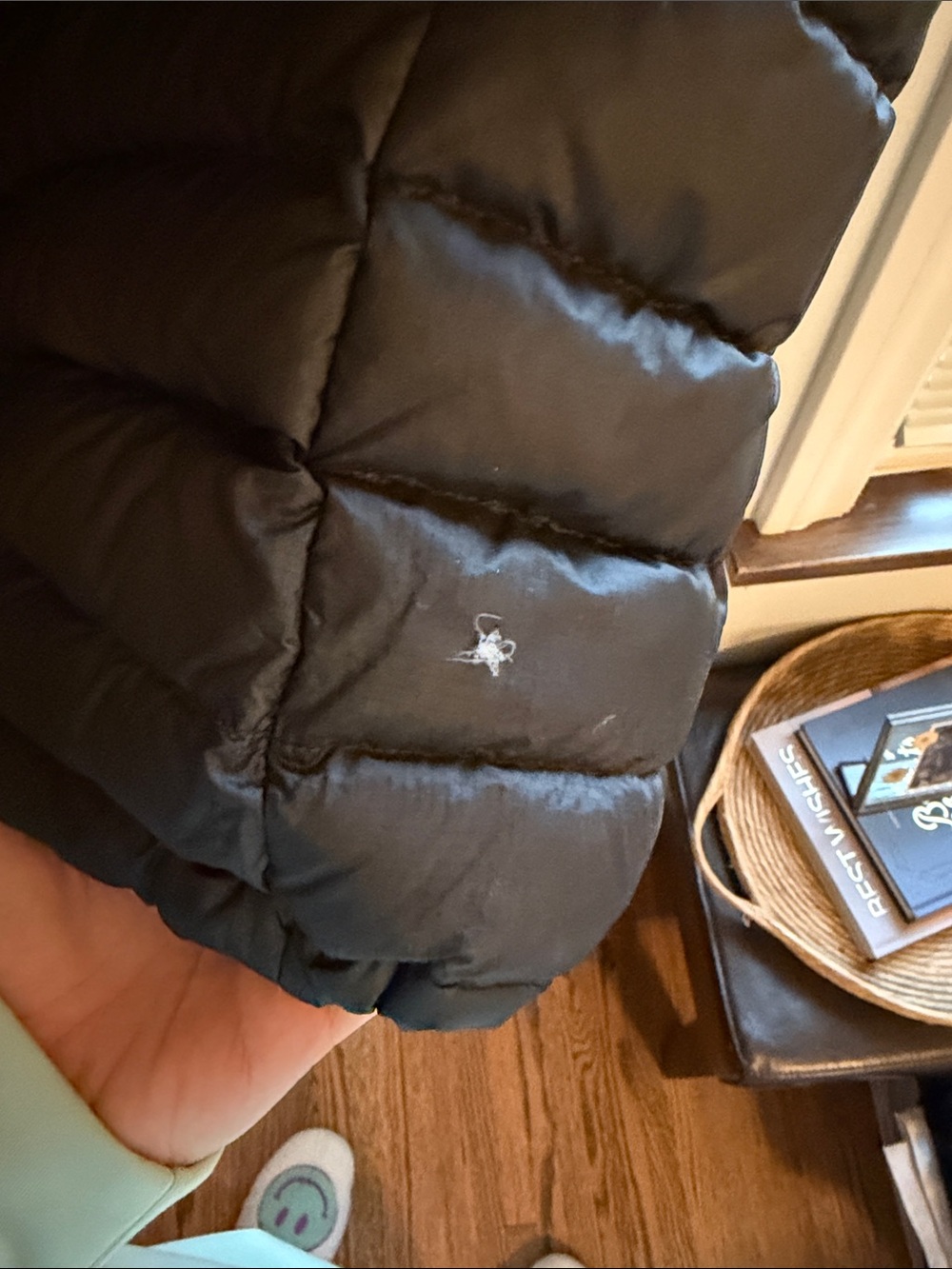 Patagonia Men’s Black Lightweight Down Puffer Jacket - Picture 7 of 8